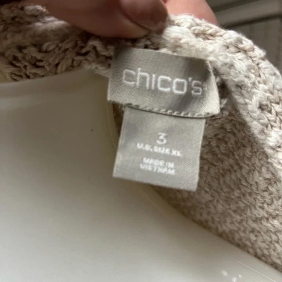 NWOT Chico’s Oatmeal Sweater - Picture 5 of 5
